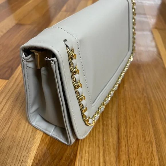 Women’s Purse - Picture 4 of 5